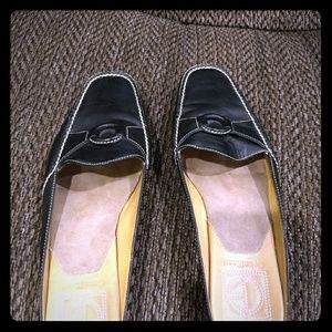 Size 8 ColeHaan women's shoes